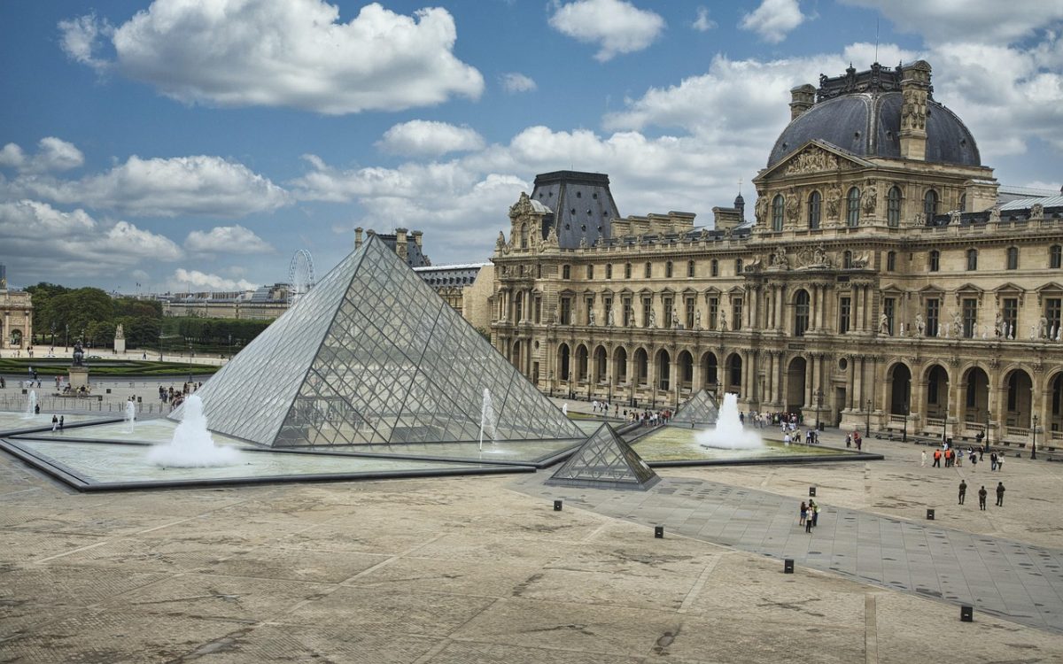 The Louvre Jewel Heist Timeline